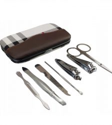 Set pentru manichiura si pedichiura, 7 piese, portabil, Gonga®, culoaremodel Maro/Alb